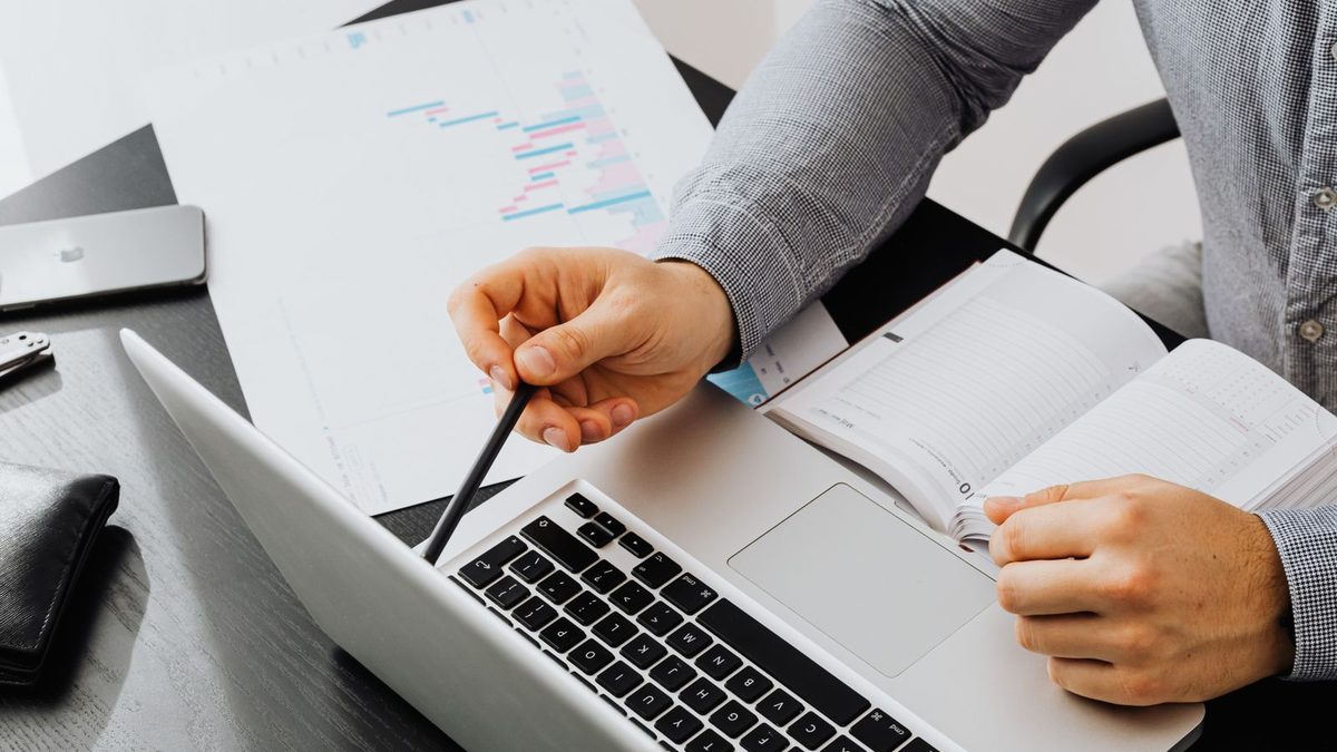 Benefits Administration Technology for Mid-Market Employers: How to Evaluate Your Options