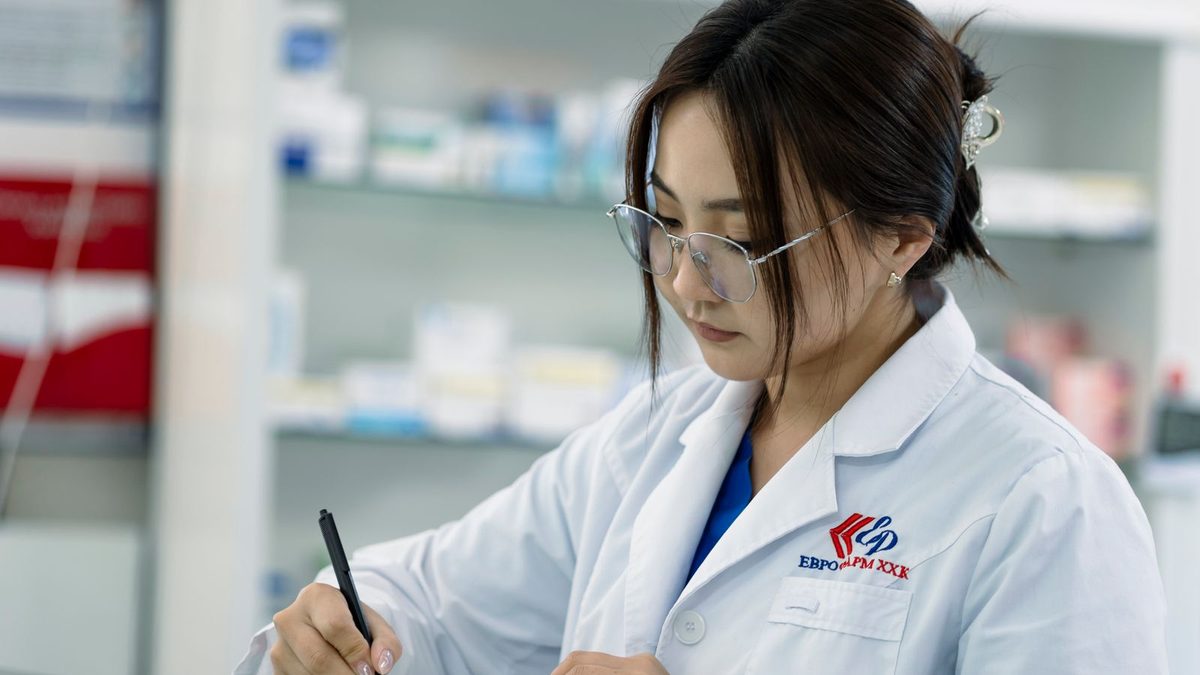 Pharmacy Benefit Management for Employer Health Plans: How to Control Prescription Drug Costs