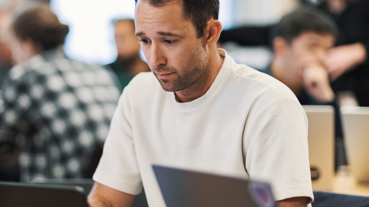 Short-Term and Long-Term Disability Insurance: A Practical Guide for Mid-Market Employers