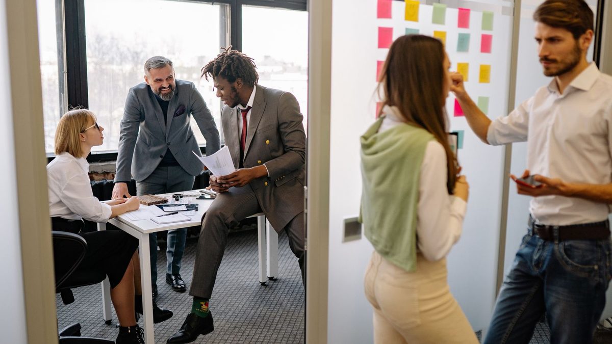 Switching from a Payroll Provider to a PEO: What Mid-Market Employers Actually Save